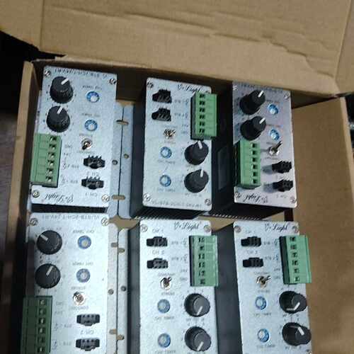 溢价-纬朗光源控制器VL-STB-2CH-T-24V-R1