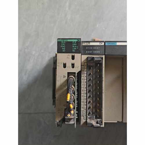 议价欧姆龙CS1W-CLK52-V1  实物拍摄 过场来的不包