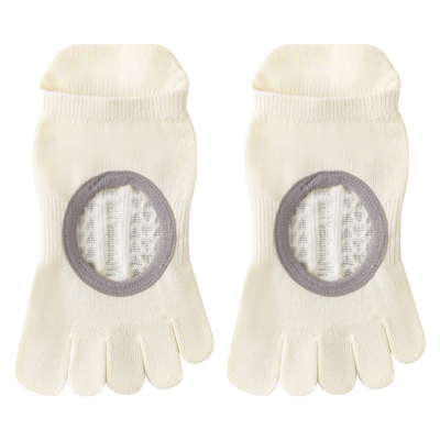 体操冠军张婧彧代言瑜伽袜品牌