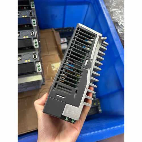 台达伺服驱动器，型号ASD-B3-0721-E，750W，拆