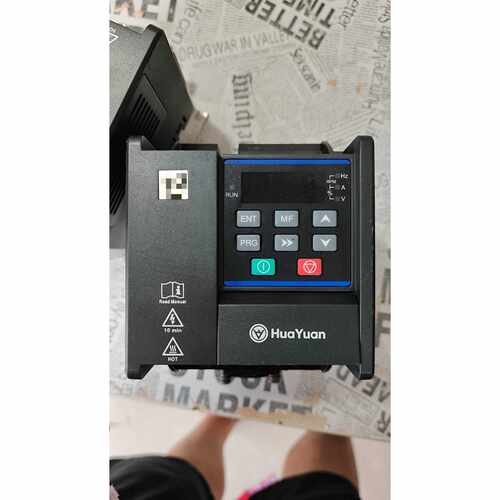 议价华源变频器，M1-4T0022-B两台，M1-4T-0055
