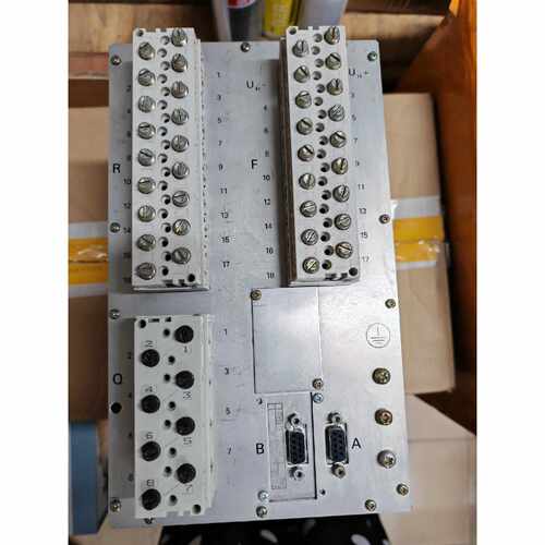 询价7SJ62控制器