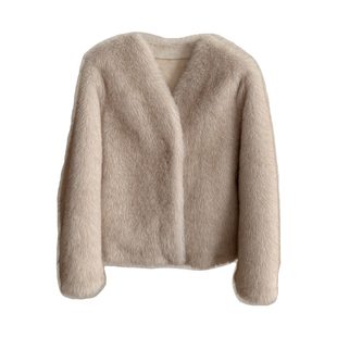 港岛之约/精巧小V领仿狐狸毛腹毛皮毛一体环保皮草冬季毛毛外套女