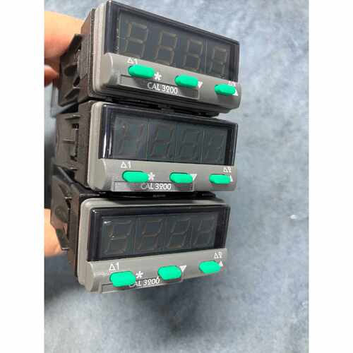 询价英国CAL Controls CAL3200工业PID温度控