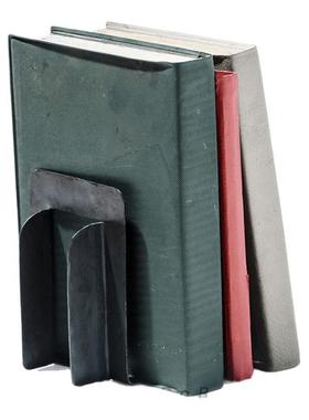 印度手工锻打怀旧的铁制书挡