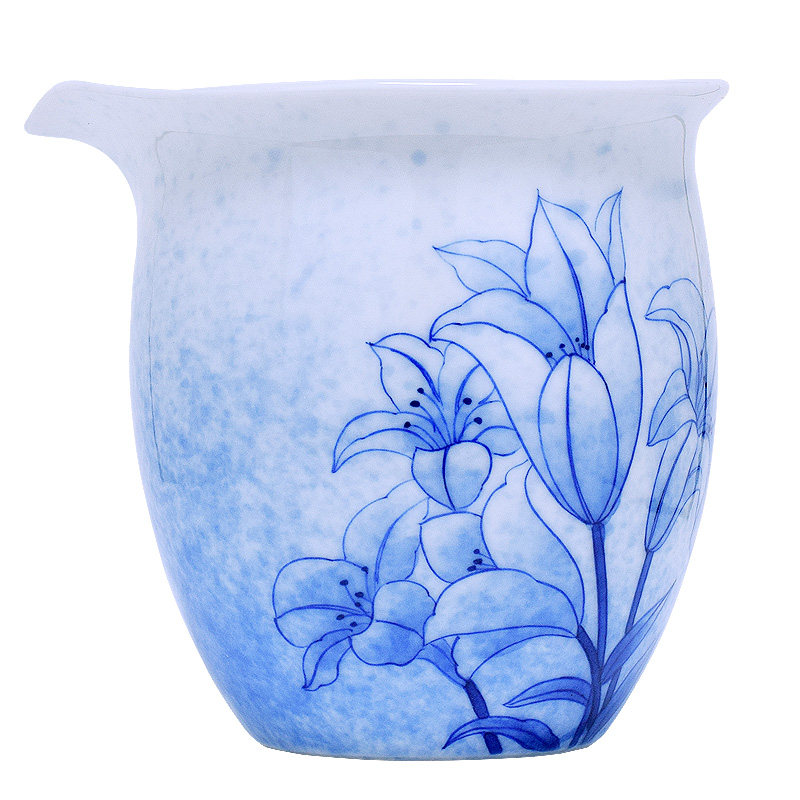 青花瓷纯手绘百合花公道杯