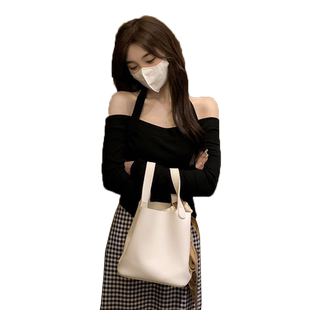 甜酷辣妹直播上衣服女主播服装上镜性感一字露肩洋气短款长袖t恤