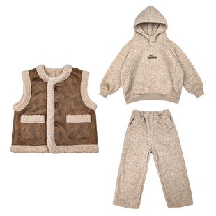 冬季加绒加厚套装女童卫衣中大童连帽刺绣韩版洋气鹿皮绒马甲三件