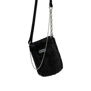 COMBACKnoonecan小方包女单肩斜挎包毛绒新款时尚秋冬高级感百搭