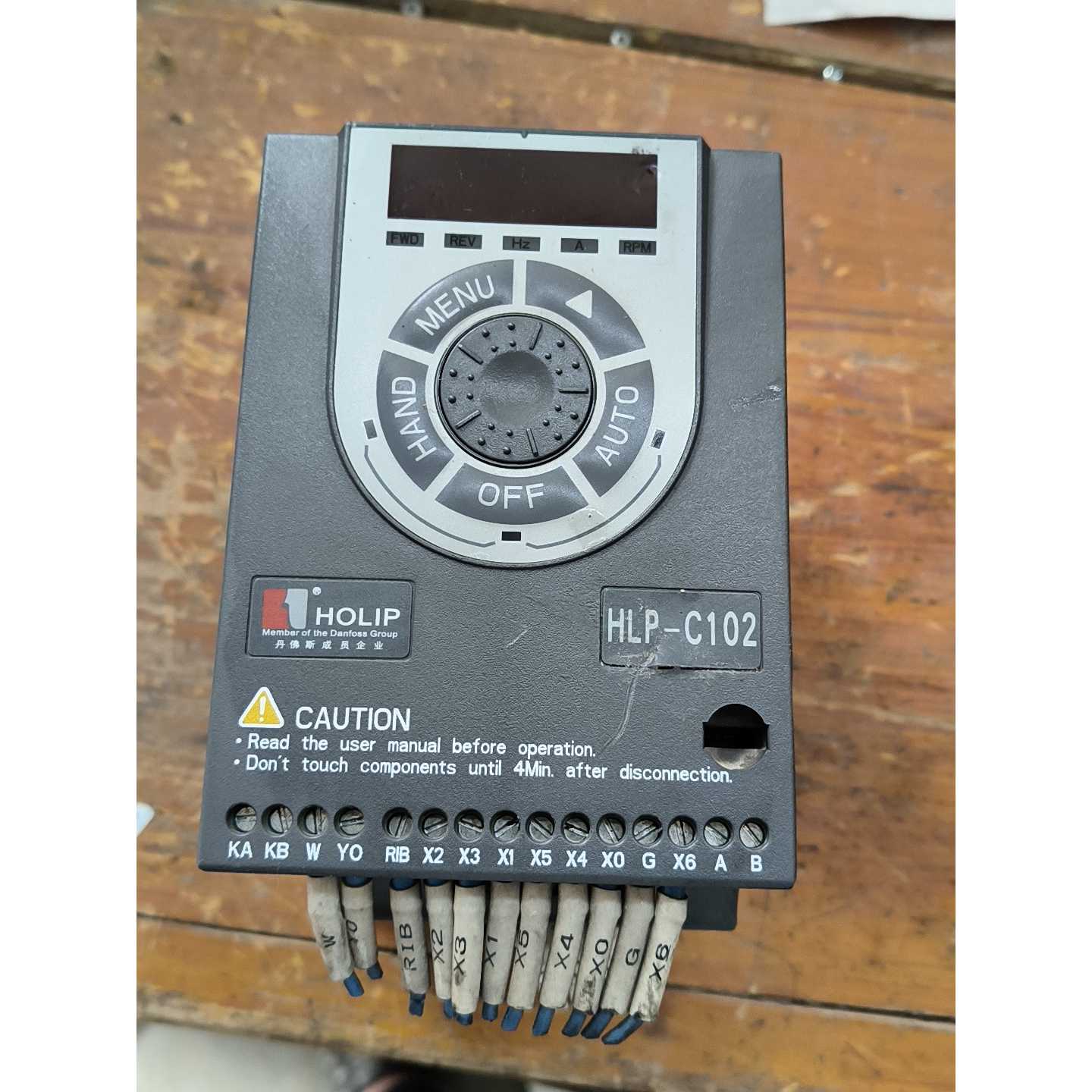 议价海利普HLPC102变频器1.5KW220240V可维修