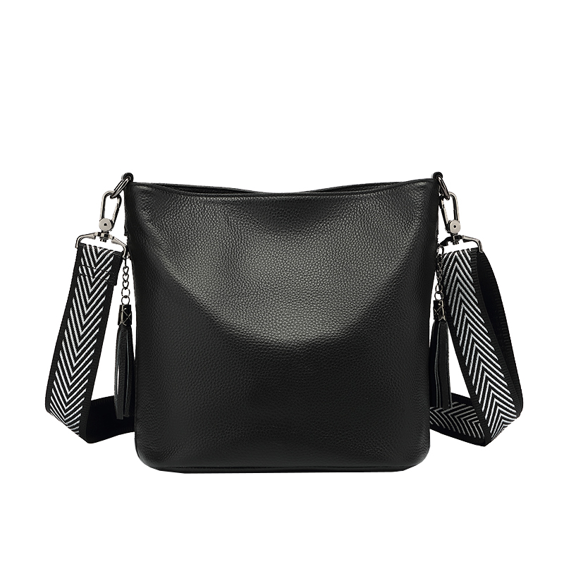 真皮水桶包小包包女包2025新款时尚百搭流苏单肩包头层牛皮斜挎包