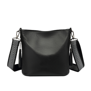 真皮水桶包小包包女包2025新款时尚百搭流苏单肩包头层牛皮斜挎包