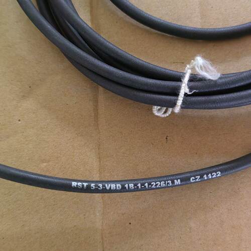 溢价-隆堡连接线RST5-3-VBD 1A-1-1-226/3M