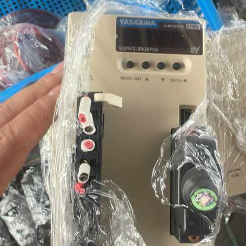 询价-YASKAWA安川1.3KW伺服驱动器