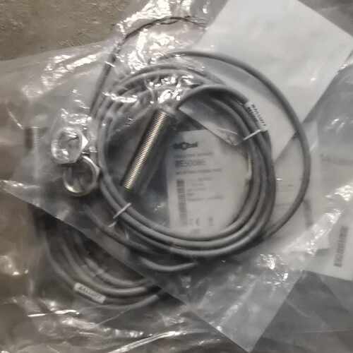 议价Br New Original Bes008e Balluff Bes M18mi-Psc80b适用
