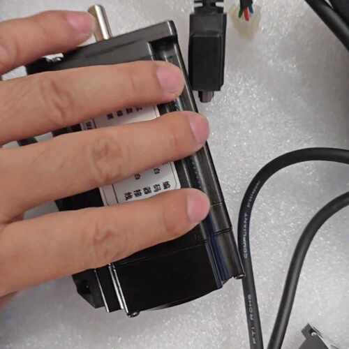溢价-库存未使用过研控两相混合型伺服电机闭环电机型号YK260