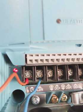 Eurotherm 605/007/230/1/F/0010/GR/000 Wechselrichter Inverte