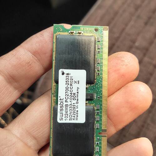 【询价】swissbit 内存， 1024MB PC2700-253适用