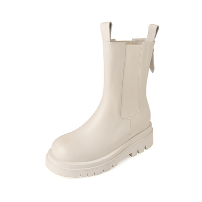 2025巨好看的新款真皮短靴子中筒靴女小个子增高白色马丁厚底大码