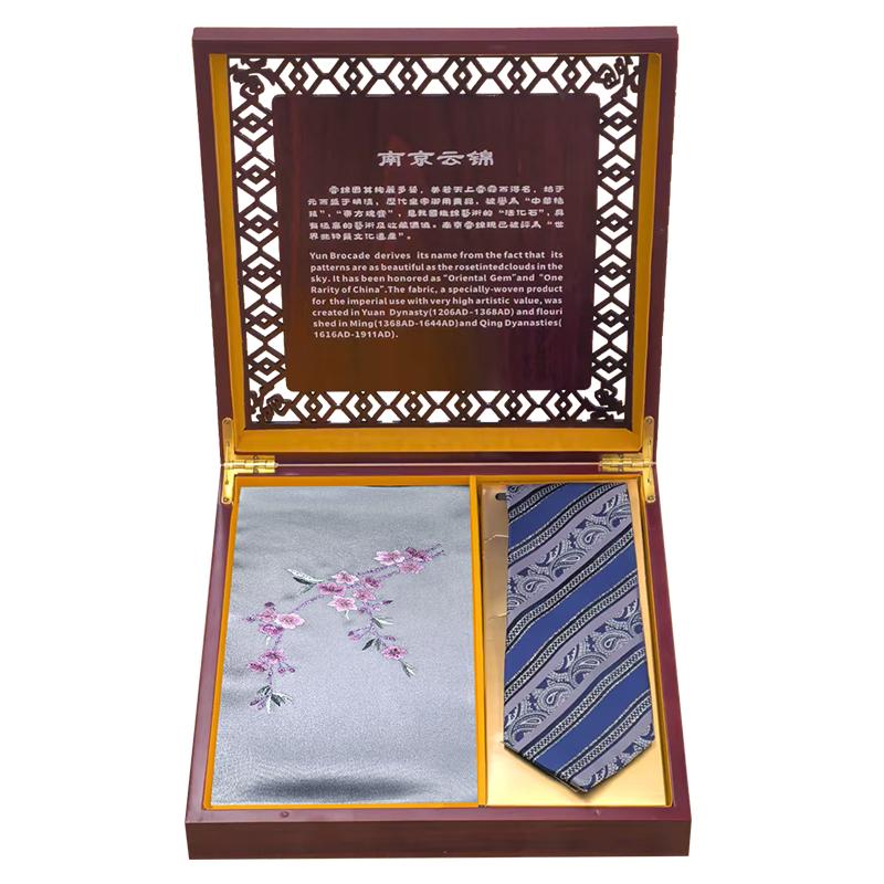 桑蚕丝锦绣套装特色礼盒