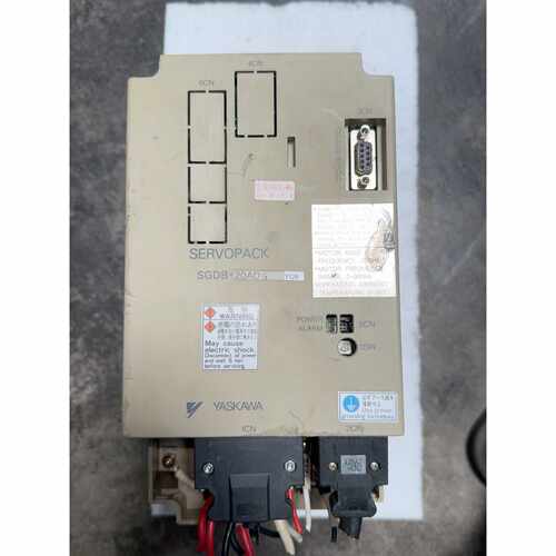 询价安川伺服电机  SGMS-20a6v-fj11   2000