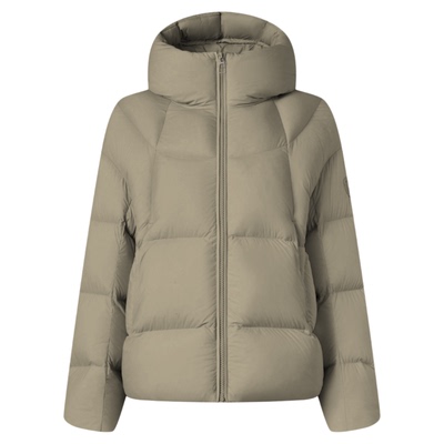 坦博尔冬季新款羽绒服女款