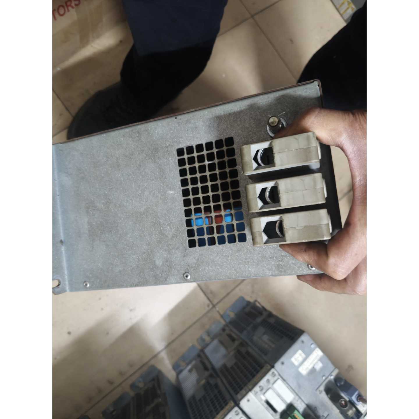 议价力士乐电源滤波器HNF01.1A-F240-E0125-A-