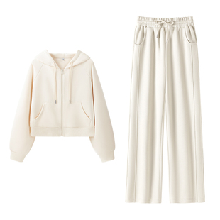 真维斯运动套装女2026新款连帽外套休闲裤早春独特超好看套装W