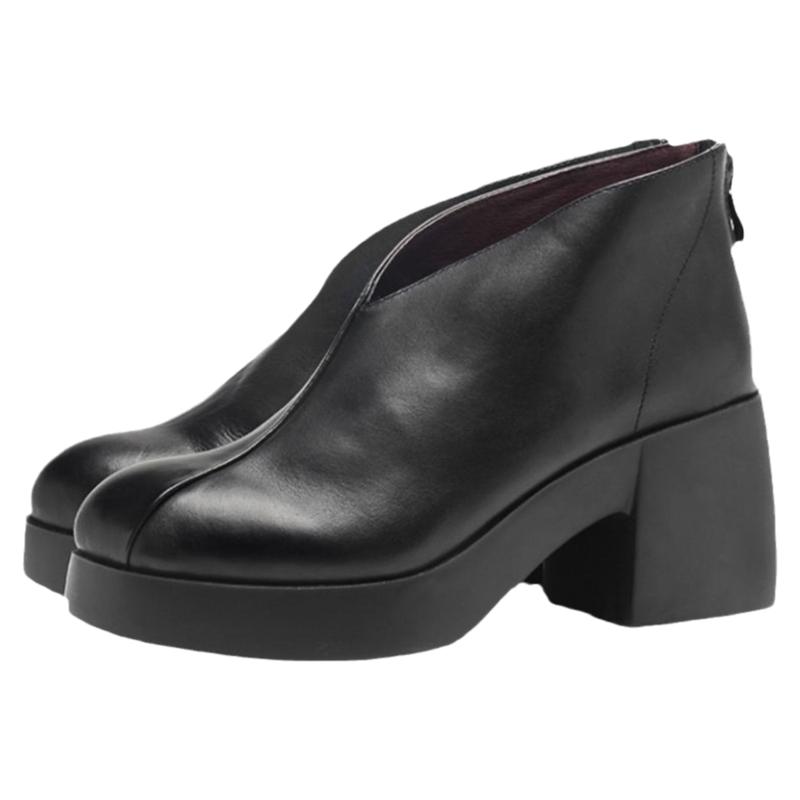 一席之地女鞋2024年新款女春秋款单短靴真皮粗跟及踝靴方根小皮靴