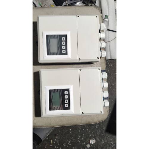 议价分体式电磁计转换器表头，Q31F2010 成色全新没用过