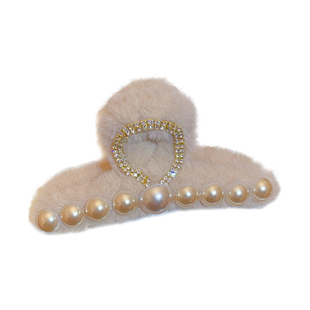 韩版珍珠毛绒抓夹女2025秋冬新款高端鲨鱼夹后脑勺发量多盘发夹子