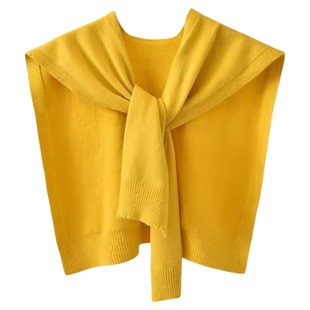 韩系明媚黄色针织小坎肩2026新款秋季休闲百搭颈饰配毛衣披肩围脖