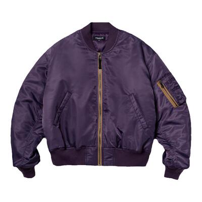 撞色细节点缀短宽版型飞行夹克