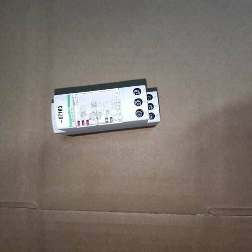 议价原装库存施耐德继电器RM4TR32实物图质量包好现货