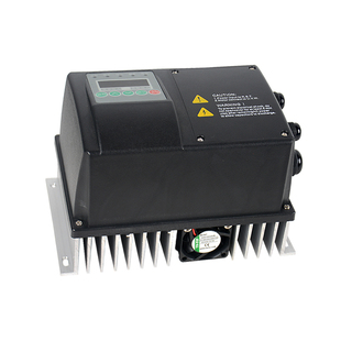 恒压供水控制器水泵变频器无塔设备单相220v 380v 0.75 1.5 2.2kw