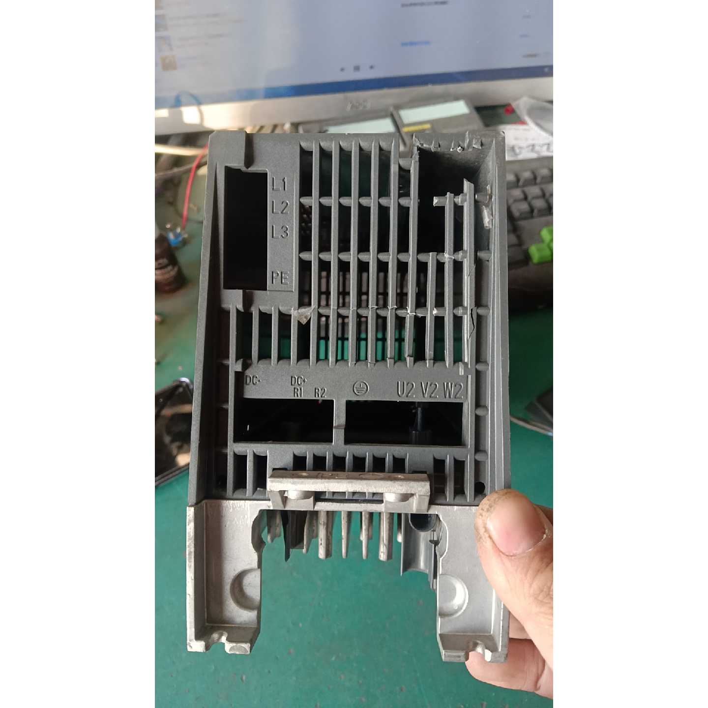 议价外壳7.5KW380V,西门子G120变频器外壳,散热器不错