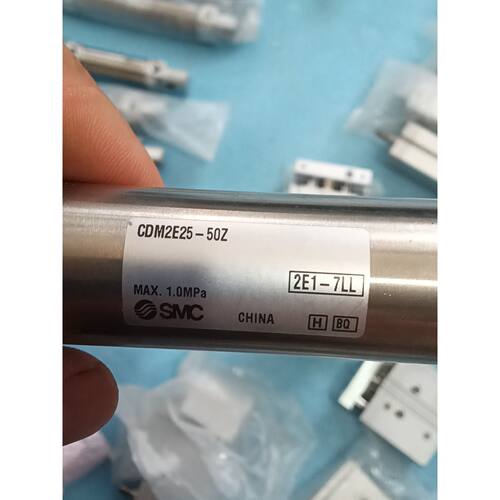 SMC气缸CDM2E2550Z的拆封未使用议价