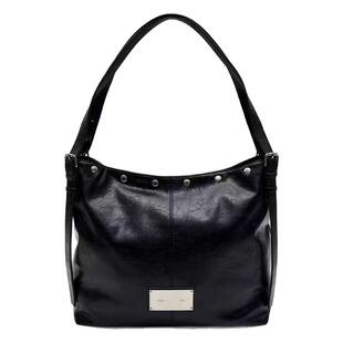 韩国Matin kim托特包油蜡皮腋下包铆钉单肩手提包百搭机车水桶包