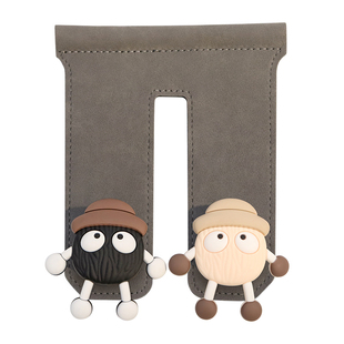 可爱煤球车载翻毛皮双挂钩汽车内饰改装前排副驾驶手套箱收纳挂钩