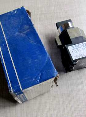 议价XBC-D19103M12 正品施耐德Telemecanlque 转换开关 065560