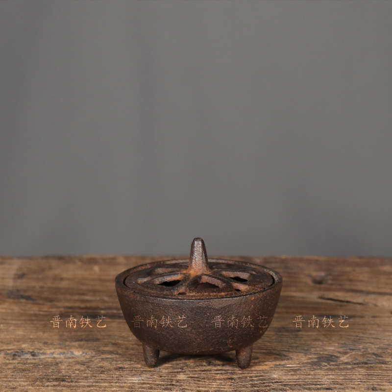 铸铁仿古迷你三足香薰炉家用香炉复古茶席民俗案头装饰摆件