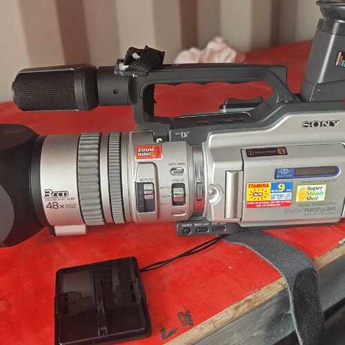 议价索尼DCR-VX2000E，CCD专业级DV，3CCD传感器维修