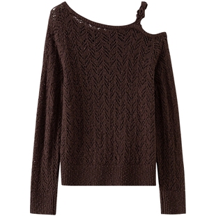 BANANA BABY2026年春季新款斜肩针织衫女镂空手工钩花肩带上衣