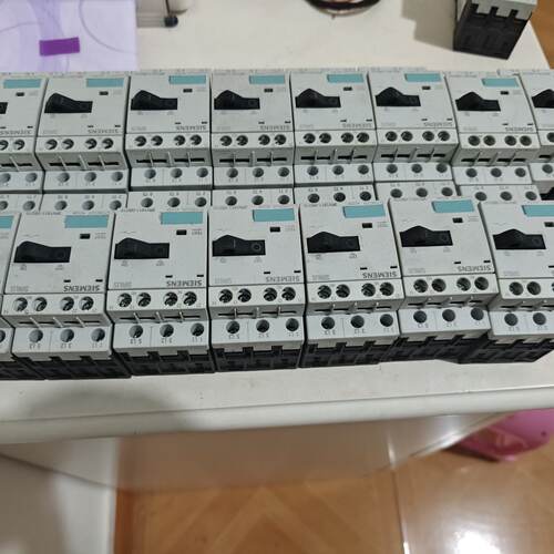 溢价-断路器3rv1611-0bd10，，九成新，单