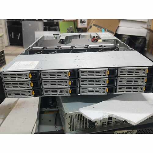 议价高配置sr204定制e5服务器适合网吧机房12盘位无可维修