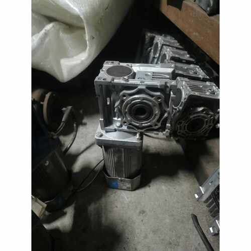 议价RV减速机单相220V90瓦和120瓦都有RV40型可维修