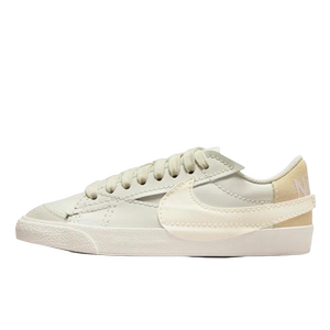 Nike耐克女鞋春新款BLAZER LOW开拓者低帮复古休闲板鞋DQ1470-004