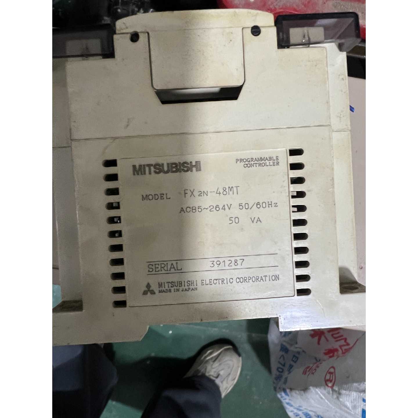 议价三菱PLC FX2N-48MT，拆机件，端子排齐全，外壳有使