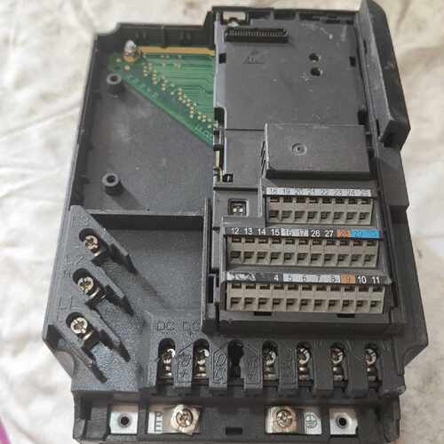 溢价-变频器 6SE6440-2UD22-2BA1