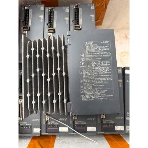 【维修议价】三菱伺服驱动器MRJE70A750W三相AC输入原议价102